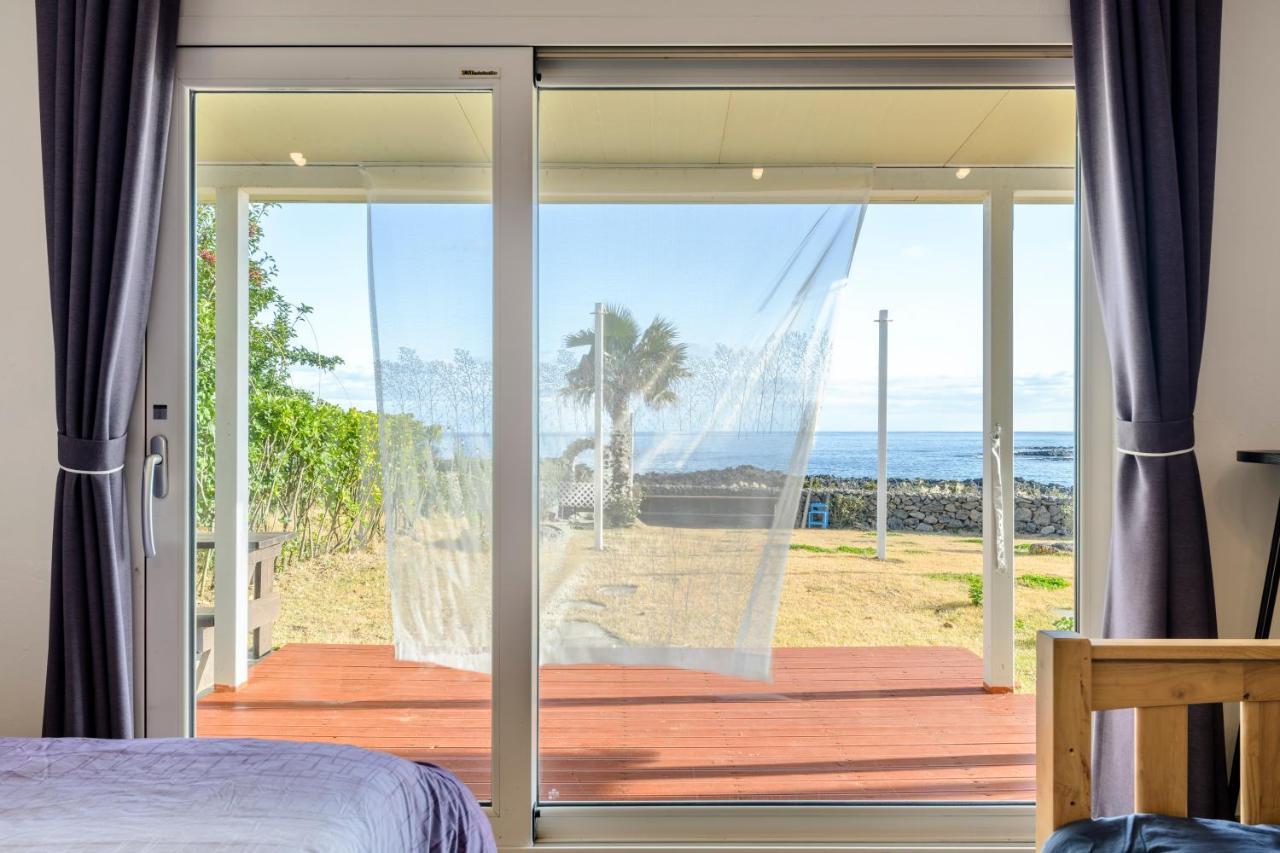 Jeju Turning Point Pension Seogwipo Eksteriør billede